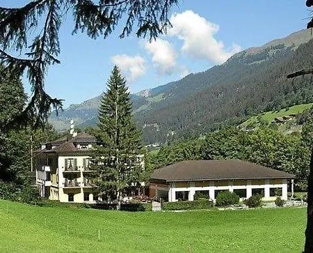 Hotel Bad Serneus Alpentherme 3*