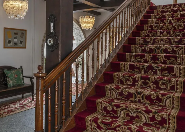 Bad Serneus Alpentherme Hotel